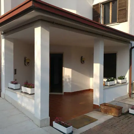 Ferienhaus Monticelli Holiday House *