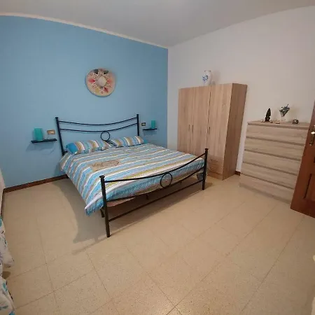 Monticelli Holiday House *